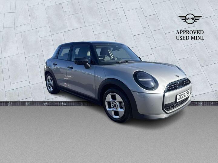 MINI Hatch 1.5C Classic Steptronic Euro 6 (s/s) 5dr