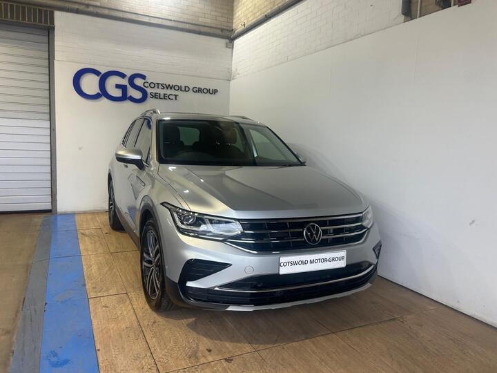 Volkswagen Tiguan 1.5 TSI Elegance DSG Euro 6 (s/s) 5dr Volkswagen Tiguan 1.5 TSI Elegance DSG Euro 6 (s/s) 5dr