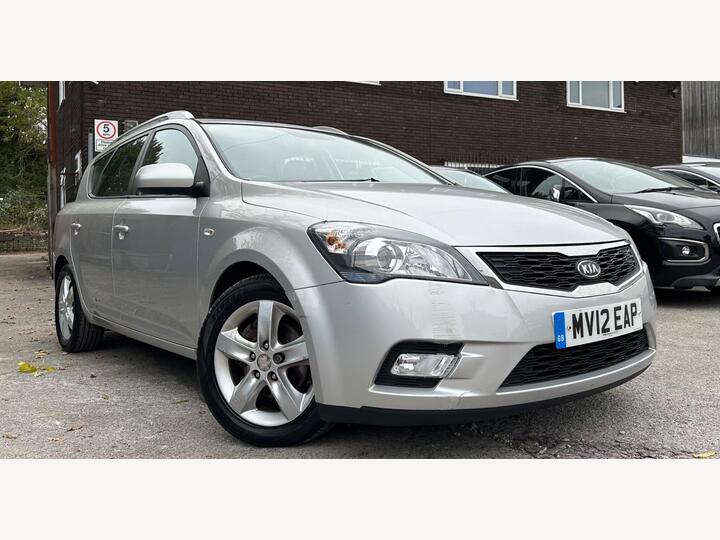 Kia Ceed 1.6 CRDi EcoDynamics 2 Sports Wagon Euro 5 (s/s) 5dr
