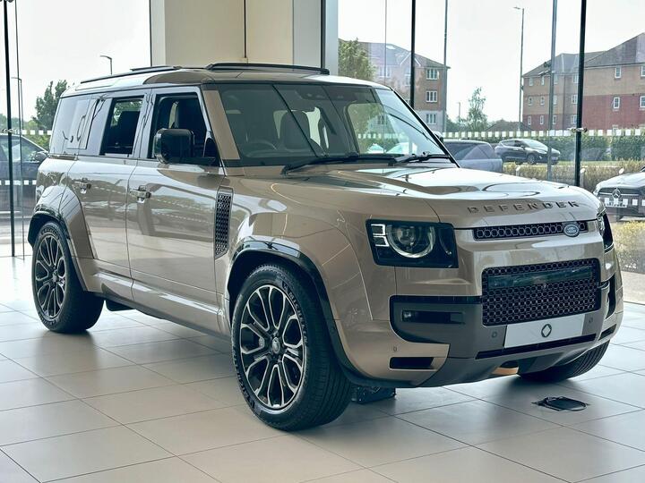 Land Rover Defender 110 4.4 P635 V8 MHEV OCTA Auto 4WD Euro 6 (s/s) 5dr