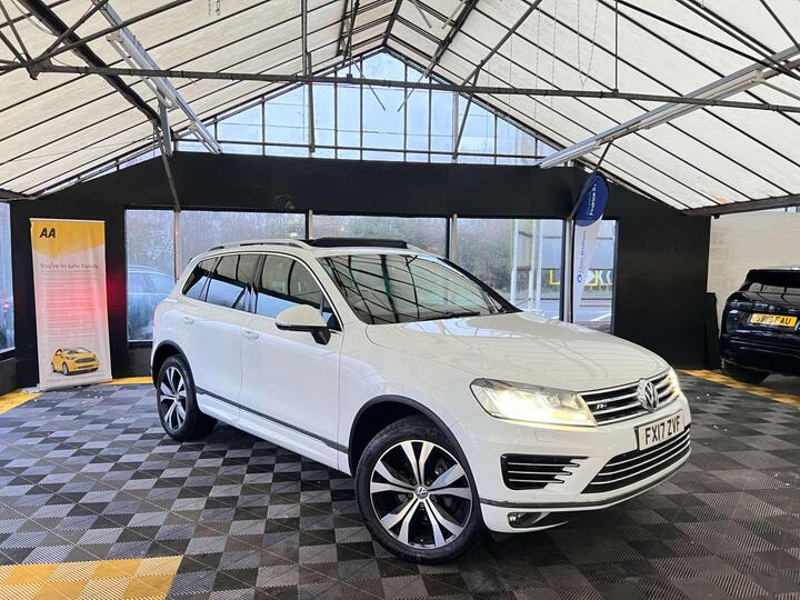 Volkswagen TOUAREG 3.0 TDI V6 BlueMotion Tech R-Line Tiptronic 4WD Euro 6 (s/s) 5dr
