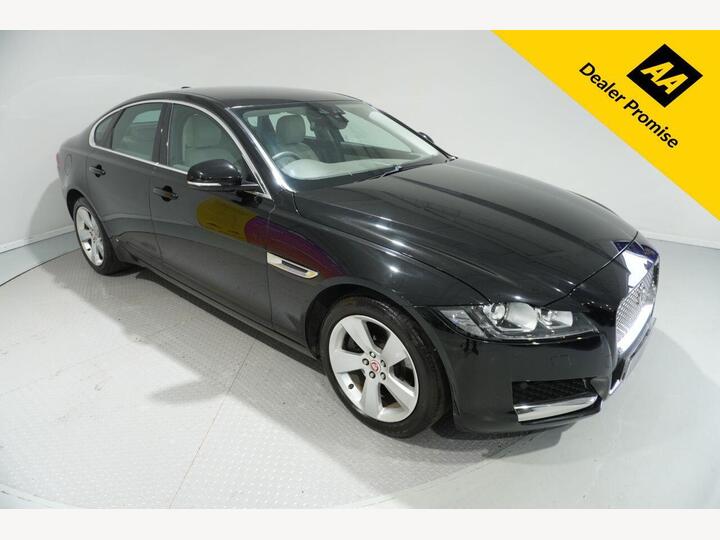 Jaguar XF 2.0d Portfolio Auto Euro 6 (s/s) 4dr