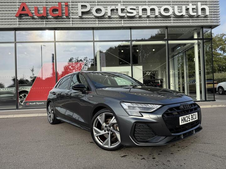 Audi A3 1.5 TFSI 35 Black Edition Sportback S Tronic Euro 6 (s/s) 5dr