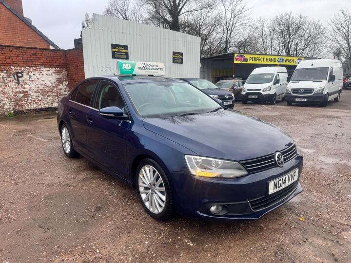 Volkswagen Jetta 2.0 TDI Sport Euro 5 4dr