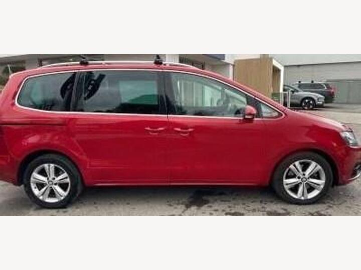 SEAT Alhambra 2.0 TDI Ecomotive XCELLENCE Euro 6 (s/s) 5dr SEAT Alhambra 2.0 TDI Ecomotive XCELLENCE Euro 6 (s/s) 5dr