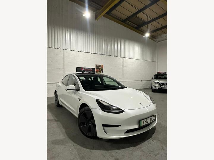 Tesla Model 3 Standard Range Plus Auto RWD 4dr Tesla Model 3 Standard Range Plus Auto RWD 4dr