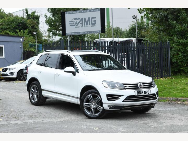 Volkswagen TOUAREG 3.0 TDI V6 BlueMotion Tech R-Line Tiptronic 4WD Euro 6 (s/s) 5dr