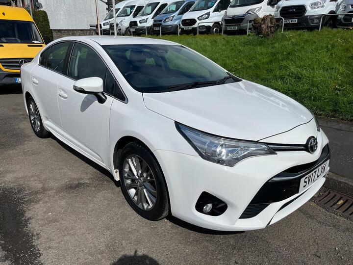 Toyota Avensis 1.8 V-Matic Business Edition Euro 6 4dr
