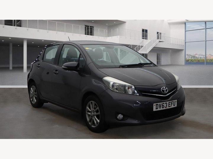 Toyota Yaris 1.33 Dual VVT-i Icon Plus Euro 5 5dr