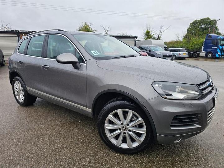 Volkswagen Touareg 3.0 TDI V6 BlueMotion Tech SE Tiptronic 4WD Euro 5 (s/s) 5dr