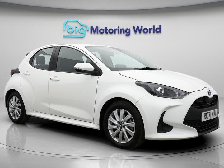 Toyota Yaris 1.5 VVT-h Icon E-CVT Euro 6 (s/s) 5dr
