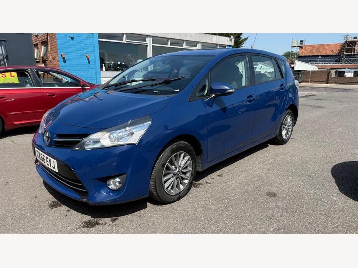 Toyota Verso 1.6 V-Matic Icon Euro 6 5dr (7 Seat) Toyota Verso 1.6 V-Matic Icon Euro 6 5dr (7 Seat)