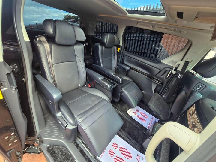 Toyota Vellfire Z G EDITION EXECUTIVE CLASS SEATS