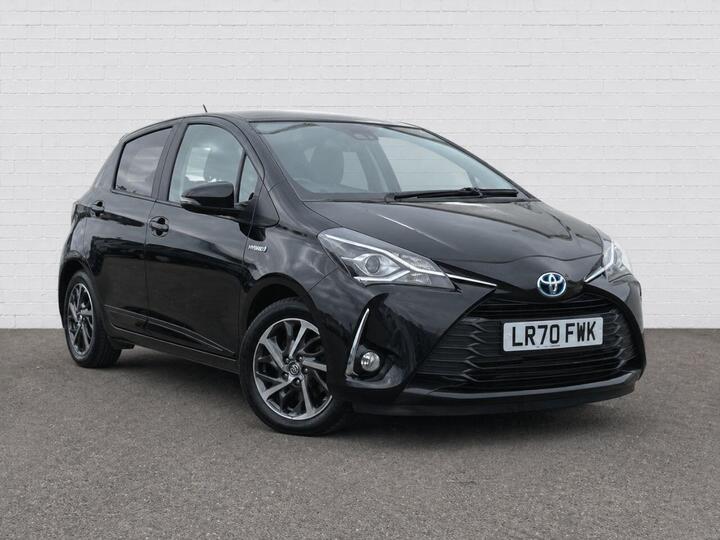 Toyota YARIS 1.5 VVT-i Y20 Bi-tone Euro 6 5dr