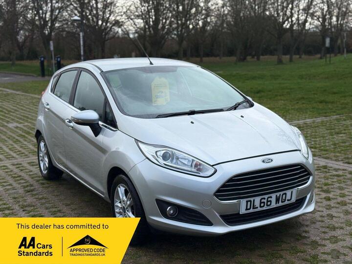 Ford Fiesta 1.0T EcoBoost Zetec Euro 6 (s/s) 5dr