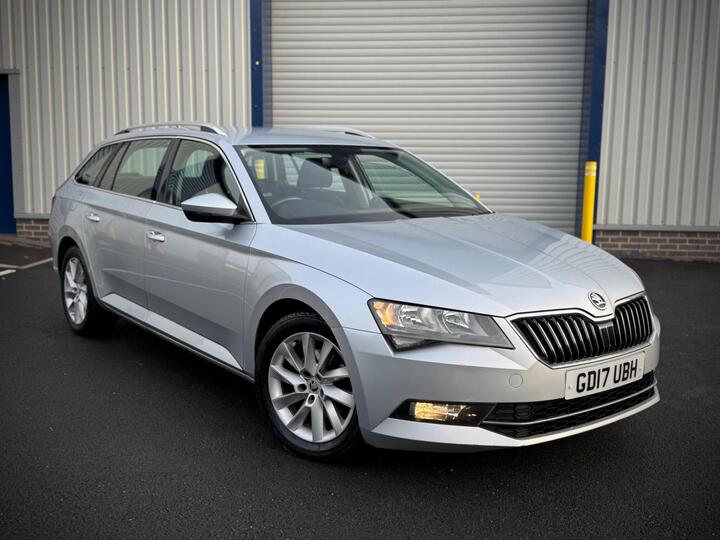 Skoda Superb 1.6 TDI SE Euro 6 (s/s) 5dr Skoda Superb 1.6 TDI SE Euro 6 (s/s) 5dr