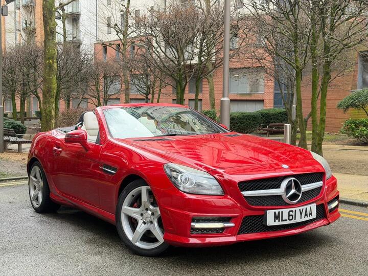 Mercedes-Benz SLK 1.8 SLK200 BlueEfficiency AMG Sport Edition 125 G-Tronic+ Euro 5 (s/s) 2dr Mercedes-Benz SLK 1.8 SLK200 BlueEfficiency AMG Sport Edition 125 G-Tronic+ Euro 5 (s/s) 2dr
