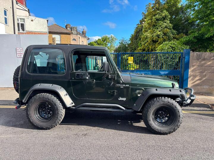 Jeep Wrangler 4.0 Sport Hard Top 4x4 3dr
