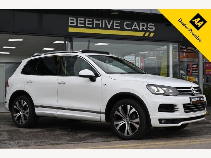 Volkswagen TOUAREG 3.0 TDI V6 BlueMotion Tech R-Line Tiptronic 4WD Euro 5 (s/s) 5dr Volkswagen TOUAREG 3.0 TDI V6 BlueMotion Tech R-Line Tiptronic 4WD Euro 5 (s/s) 5dr