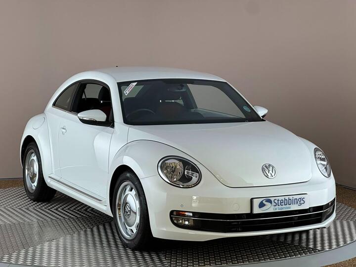 Volkswagen Beetle 1.6 TDI BlueMotion Tech Design DSG Euro 5 (s/s) 3dr