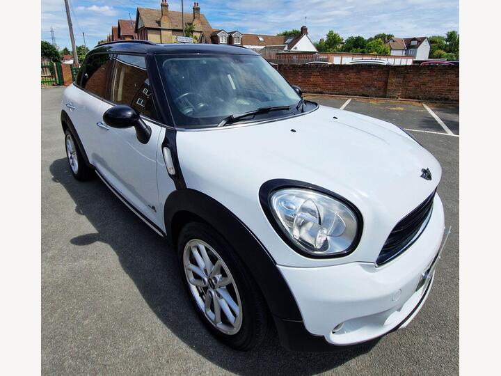 MINI Countryman 1.6 Cooper Auto ALL4 Euro 6 5dr