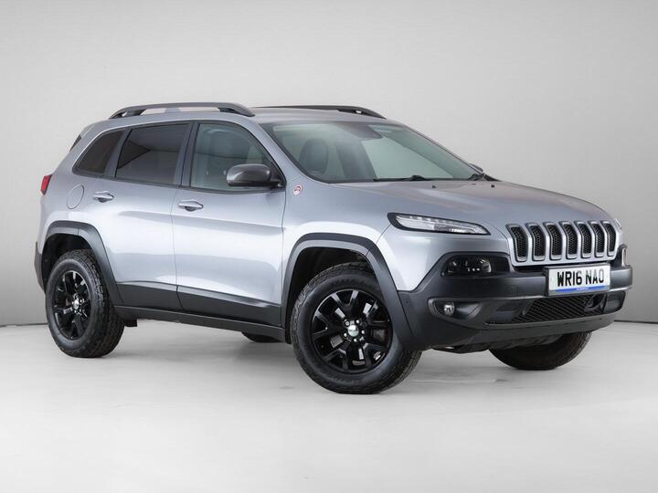Jeep Cherokee 3.2 V6 Trailhawk Auto 4WD Euro 6 5dr Jeep Cherokee 3.2 V6 Trailhawk Auto 4WD Euro 6 5dr
