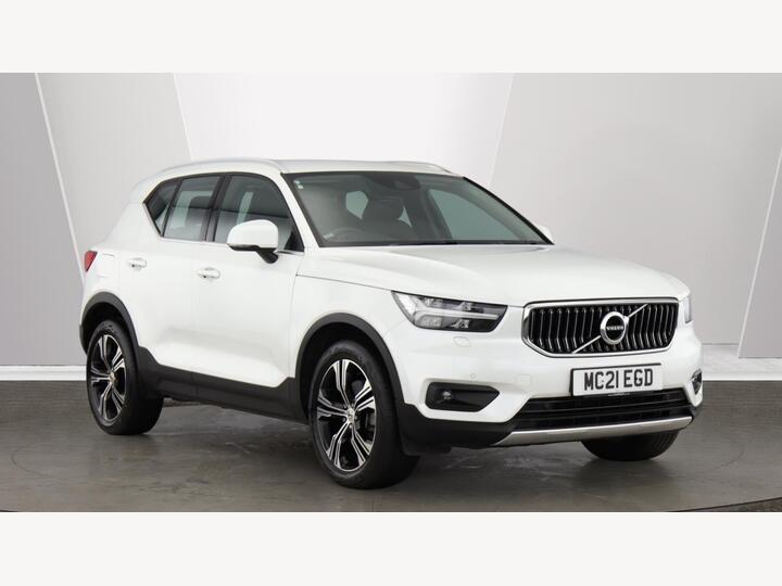Volvo XC40 2.0 B4 MHEV Inscription Pro Auto Euro 6 (s/s) 5dr