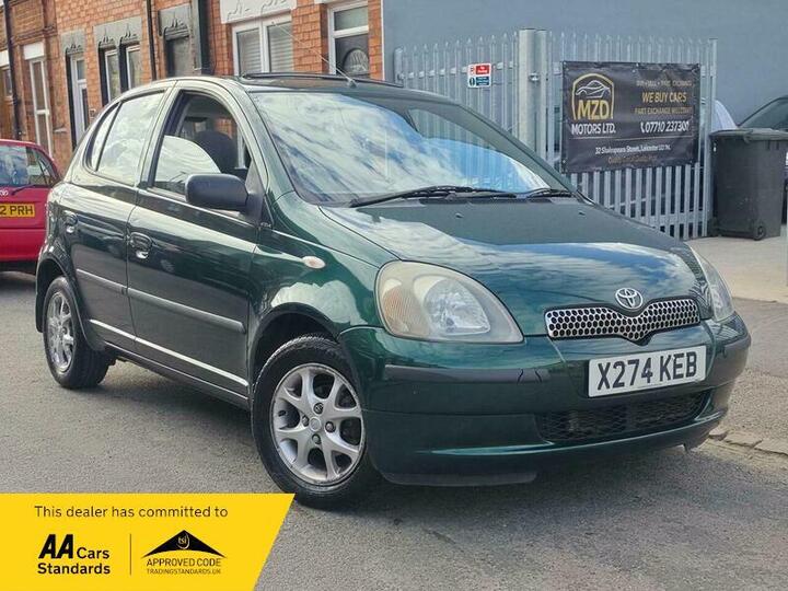 Toyota Yaris 1.3 VVT-i 16v CDX 5dr