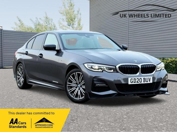 BMW 3 Series 2.0 330e 12kWh M Sport Auto Euro 6 (s/s) 4dr BMW 3 Series 2.0 330e 12kWh M Sport Auto Euro 6 (s/s) 4dr