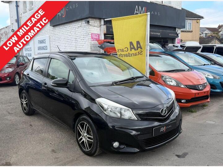 Toyota VITZ 1.3 Automatic Petrol Hatchback Black 5dr LOW MILEAGE EXAMPLE