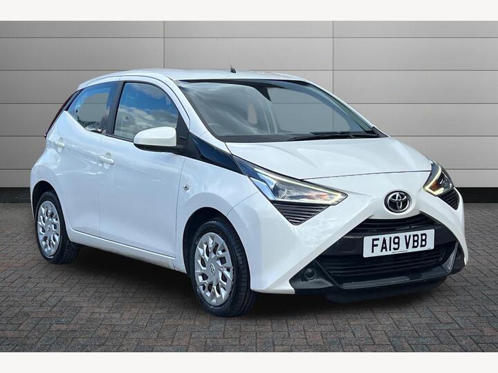 Toyota AYGO 1.0 VVT-i X-play Euro 6 5dr