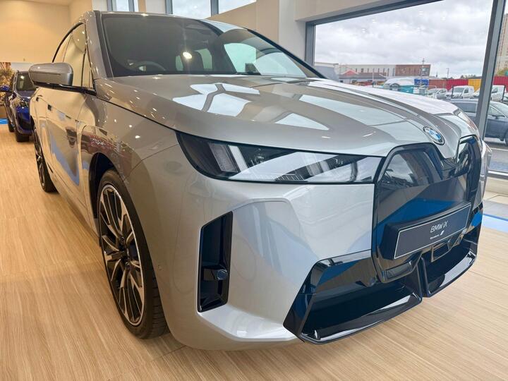 BMW IX 45 100.6kWh M Sport Auto XDrive 5dr (11kW Charger)