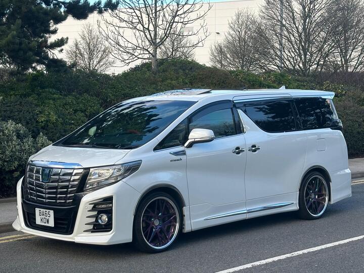 Toyota Alphard 2.5 HYBRID AUTO EXECUTIVE LOUNGE 7 SEAT Toyota Alphard 2.5 HYBRID AUTO EXECUTIVE LOUNGE 7 SEAT