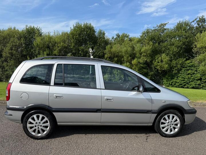 Vauxhall Zafira 1.8i 16v Elegance 5dr