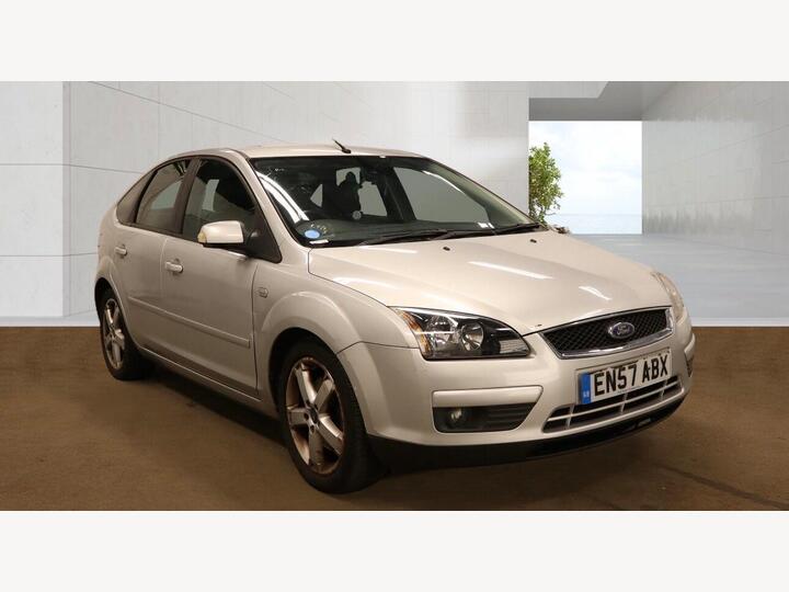 Ford Focus 2.0 Titanium 5dr