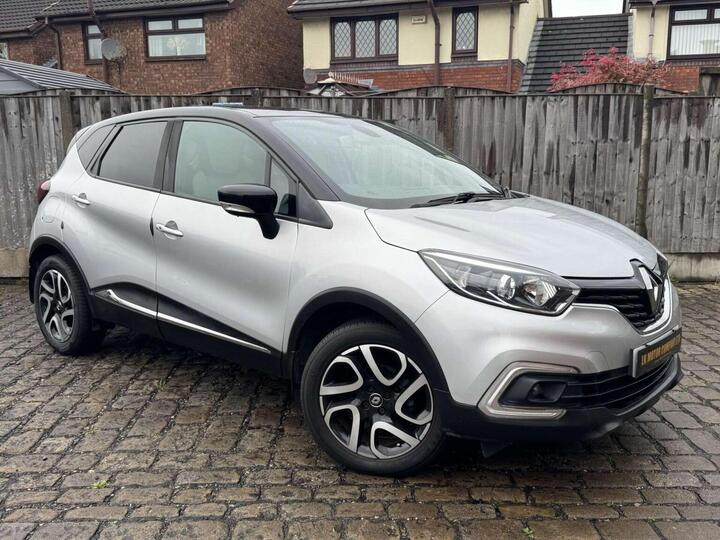 Renault CAPTUR 0.9 TCe ENERGY Iconic Euro 6 (s/s) 5dr