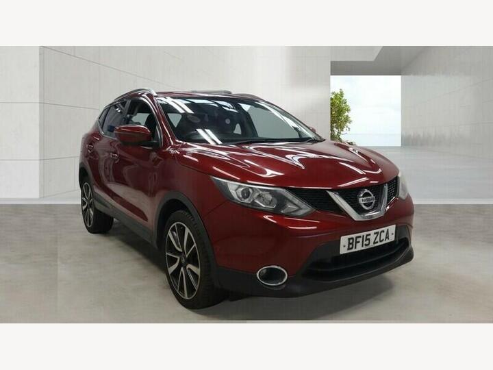 Nissan Qashqai 1.2 DIG-T Tekna XTRON 2WD Euro 5 (s/s) 5dr