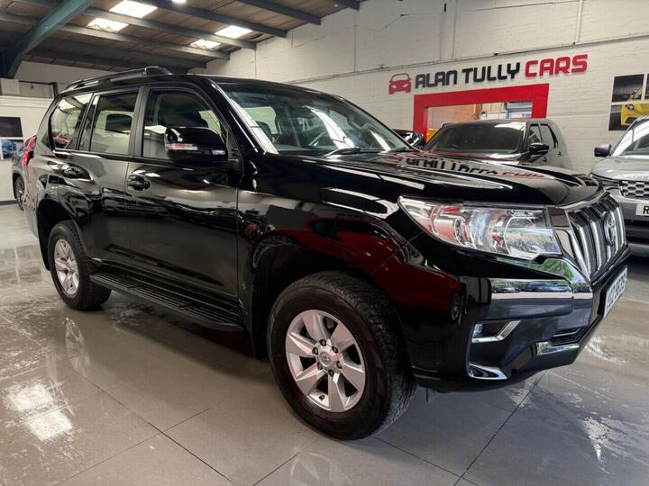Toyota LAND CRUISER 2.8D Active Auto 4WD Euro 6 5dr (7 Seat)