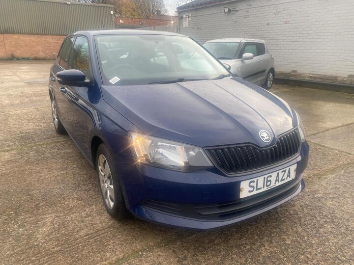 Skoda Fabia 1.0 S Euro 6 (s/s) 5dr Skoda Fabia 1.0 S Euro 6 (s/s) 5dr