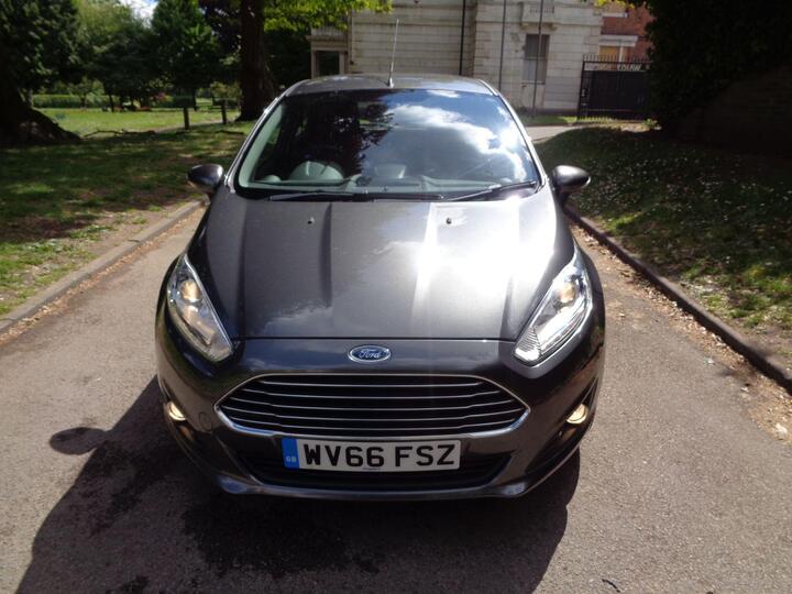 Ford Fiesta 1.0T EcoBoost Zetec Euro 6 (s/s) 5dr