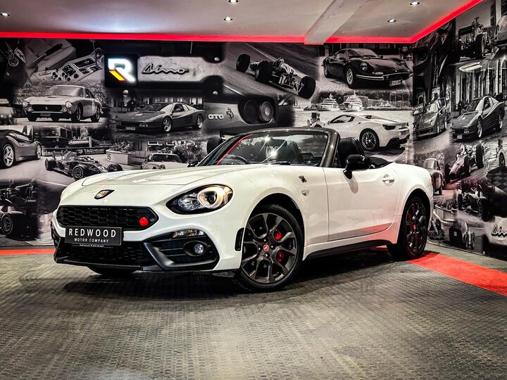 Abarth 124 Spider 1.4 MultiAir Euro 6 2dr Abarth 124 Spider 1.4 MultiAir Euro 6 2dr