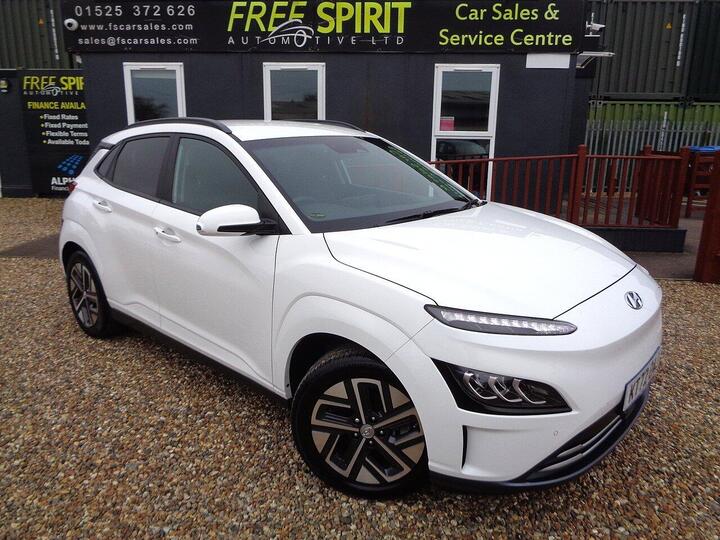 Hyundai KONA 64kWh Premium Auto 5dr (10.5kW Charger)
