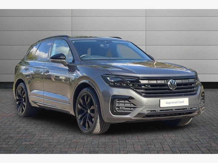 Volkswagen Touareg 3.0 TDI V6 Black Edition Tiptronic 4Motion Euro 6 (s/s) 5dr