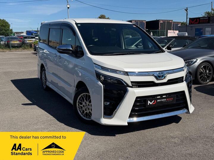 Toyota Voxy 1.8 Petrol/Hybrid 7 Seater Auto 5dr