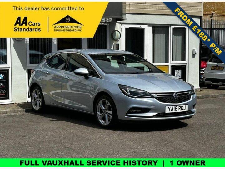 Vauxhall ASTRA 1.4i Turbo SRi Nav Auto Euro 6 (s/s) 5dr Vauxhall ASTRA 1.4i Turbo SRi Nav Auto Euro 6 (s/s) 5dr