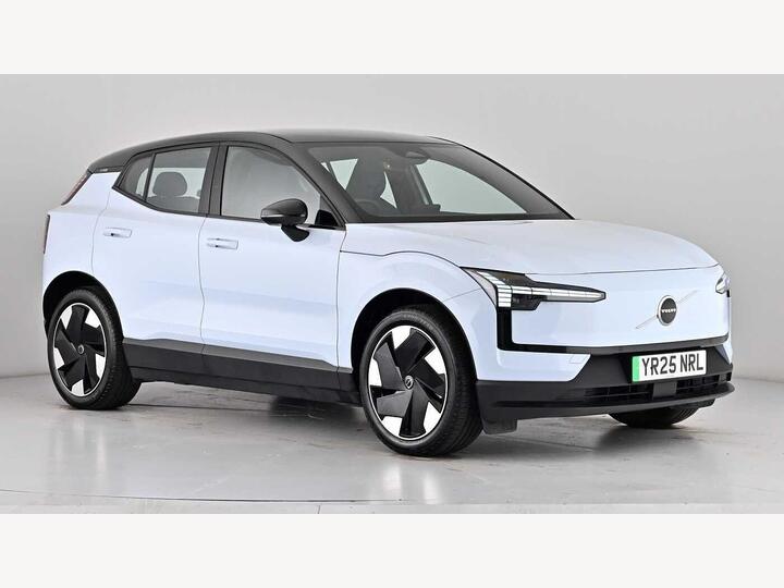 Volvo EX30 Twin Performance 69kWh Plus Auto AWD 5dr