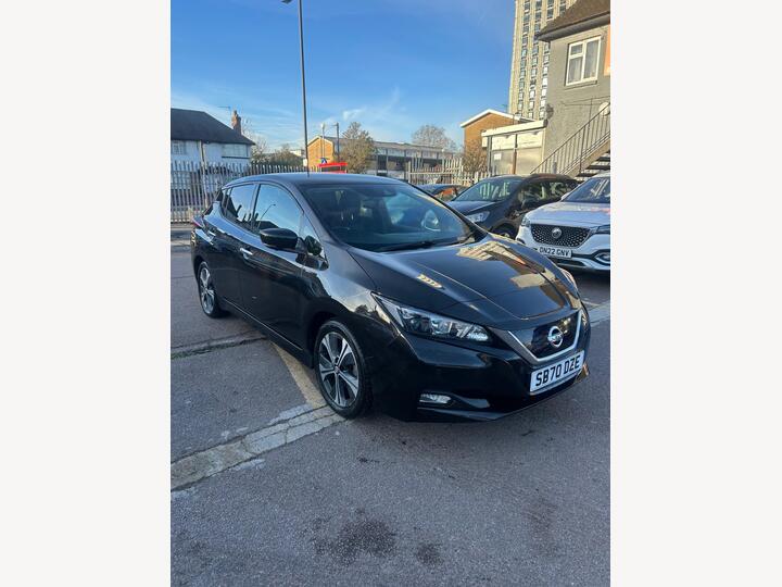 Nissan Leaf 40kWh N-Connecta Auto 5dr Nissan Leaf 40kWh N-Connecta Auto 5dr