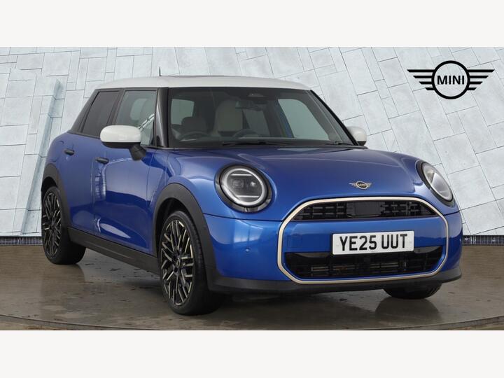 MINI Cooper 1.5C Exclusive Steptronic Euro 6 (s/s) 5dr