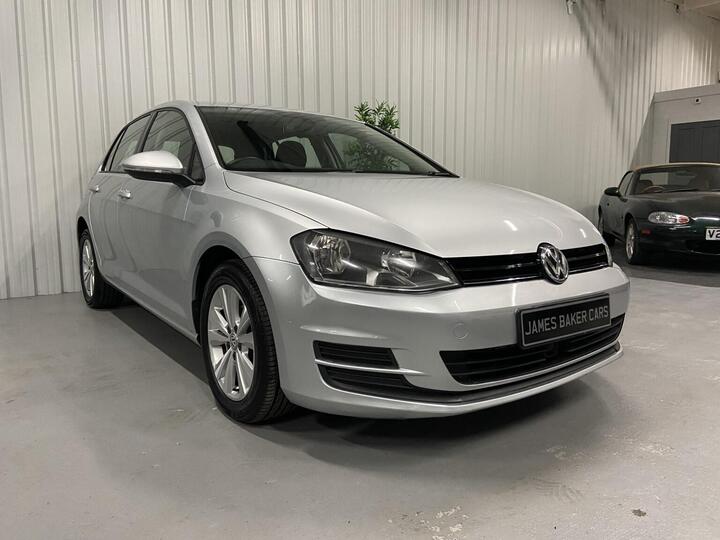 Volkswagen GOLF 1.6 TDI BlueMotion Tech SE Euro 5 (s/s) 5dr