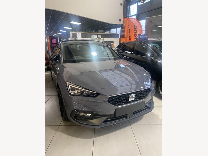 SEAT Leon 1.5 ETSI MHEV FR Black Edition DSG Euro 6 (s/s) 5dr